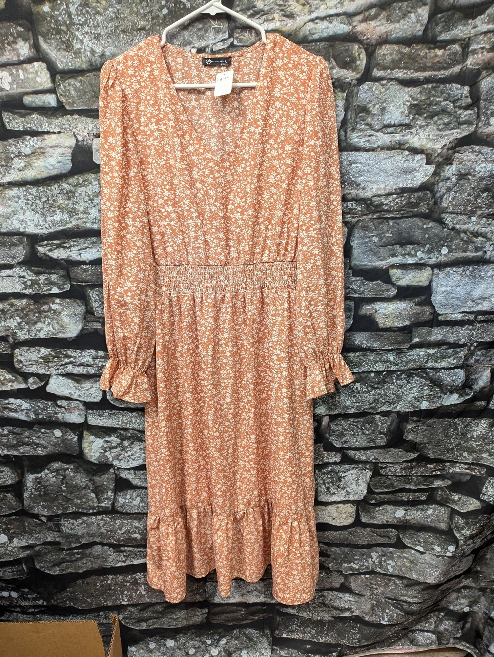 Coral Floral Maxi Dress Size Large Long Sleeve Smocked Waist Boho Dress - Picture 2 of 4